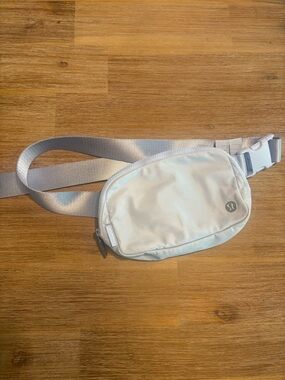 lululemon athletica light blue Compact Everyday Belt Bag